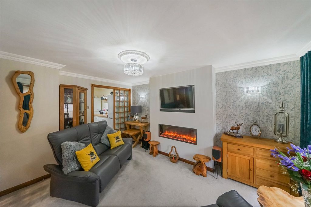 Additional image 4 of 2 bed flat for saleArnothill Bank, Falkirk, Stirlingshire FK1