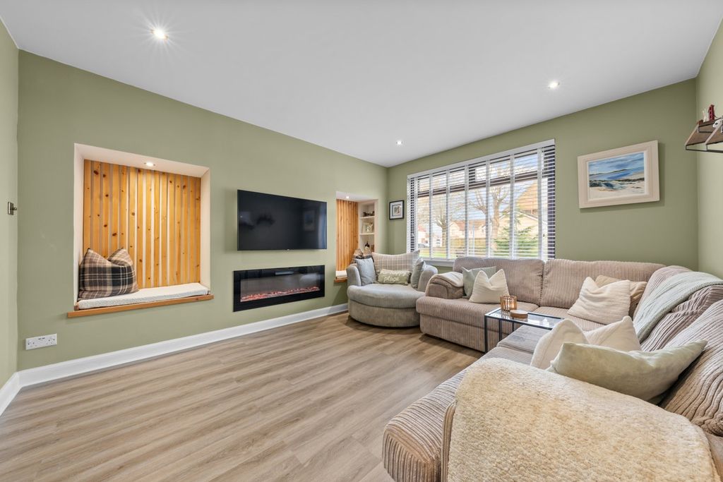 Additional image 2 of 3 bed terraced house for saleMclachlan Street, Stenhousemuir, Larbert FK5