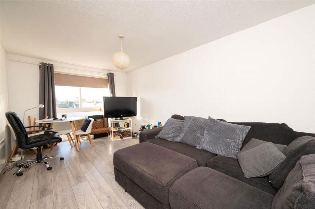 Additional image 4 of Wyedale, London Colney, St. Albans, Hertfordshire, AL2 1TG