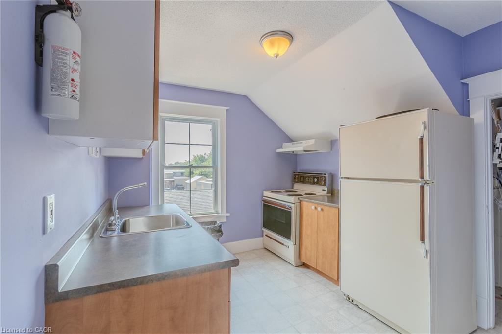 Additional image 6 of Second Level-244 Water Street N, Cambridge, ON, N1R 3C1