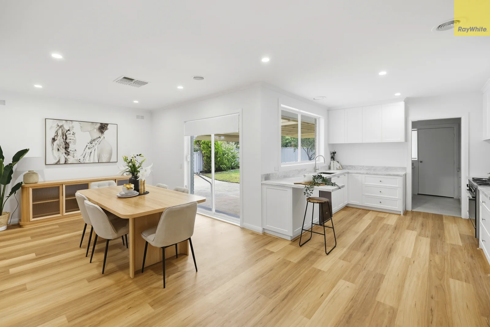 29 Margaret Drive, Bacchus Marsh VIC 3340 photo 5
