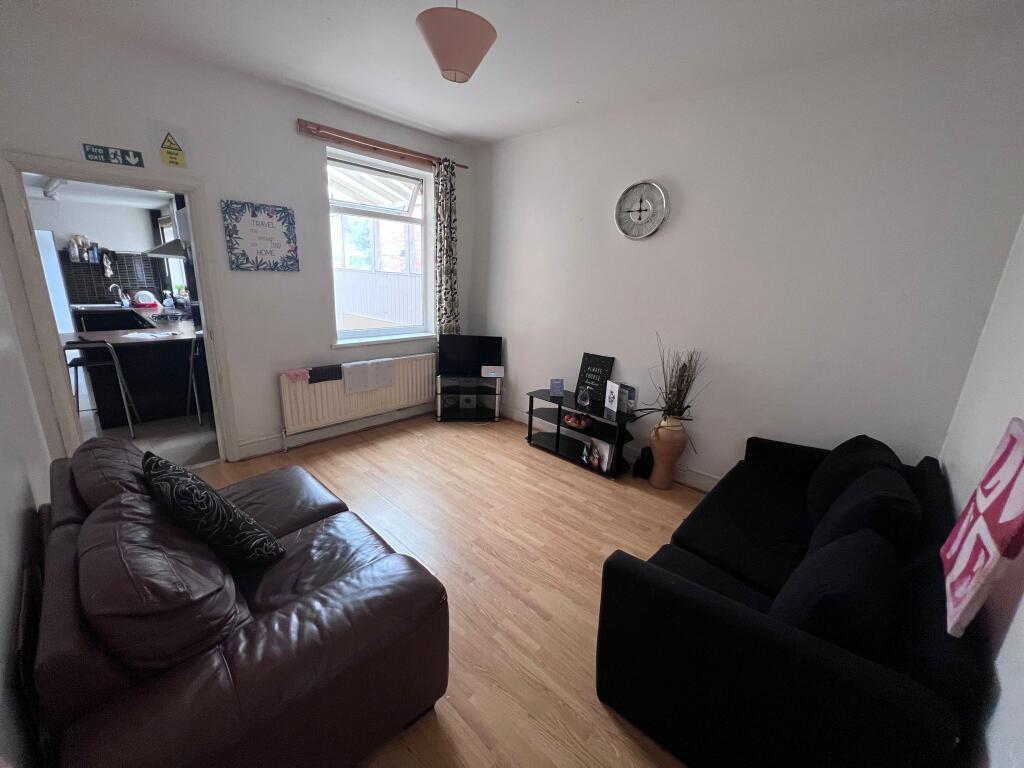 Room 1, Passey Road, Moseley, B13 9NU photo 2