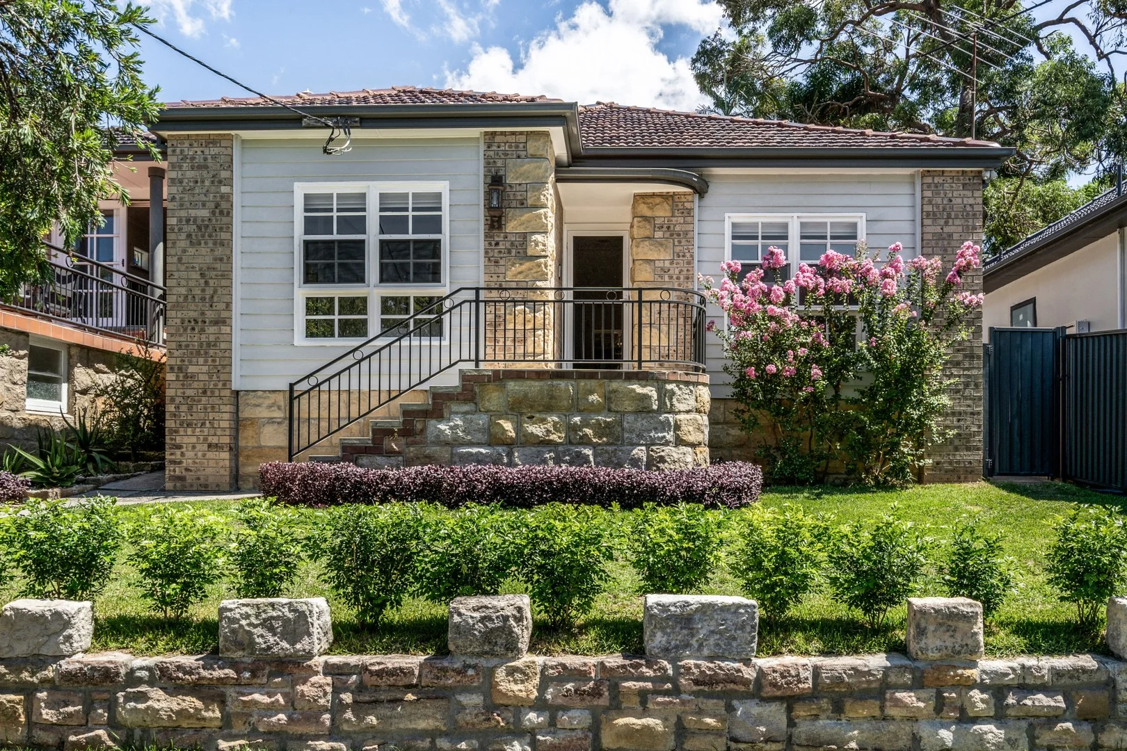 9 Vaughan Street, Blakehurst NSW 2221