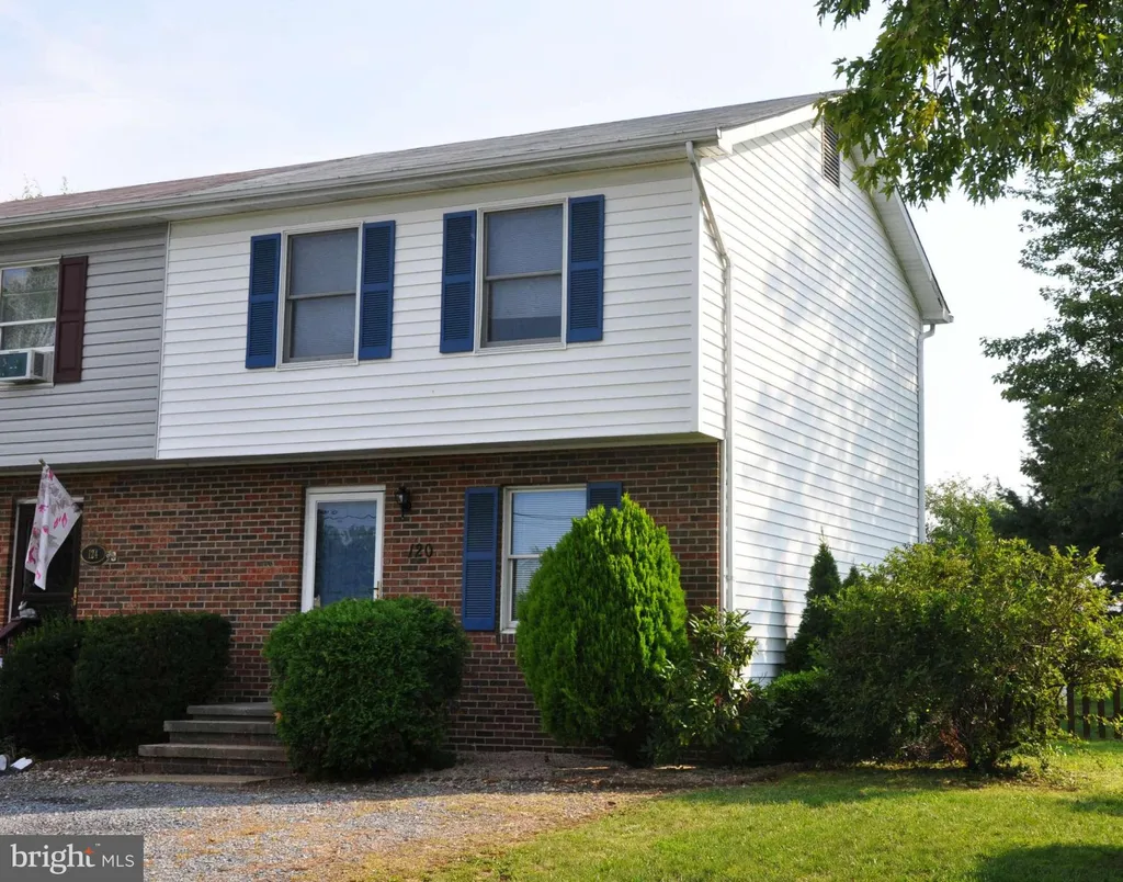 120 Double Church Road, Stephens City, VA 22655