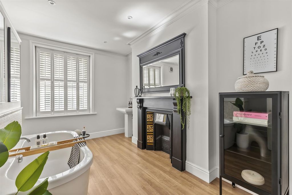 Additional image 16 of 5 bed semi-detached house for saleGrove Road, Ilkley LS29