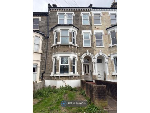 Helix Gardens, London SW2