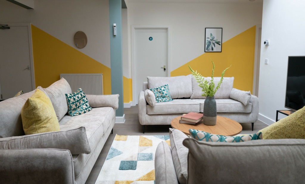 Room in a Shared Flat, Dickenson Road, M13, N1 7GU photo 2