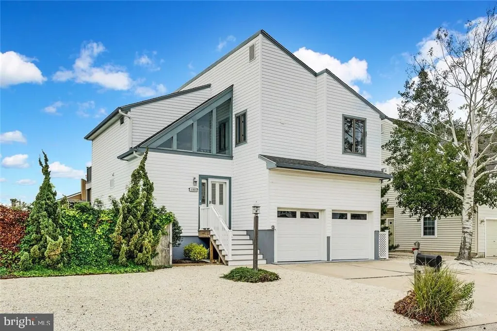 180 Peter Road, Manahawkin, NJ 08050