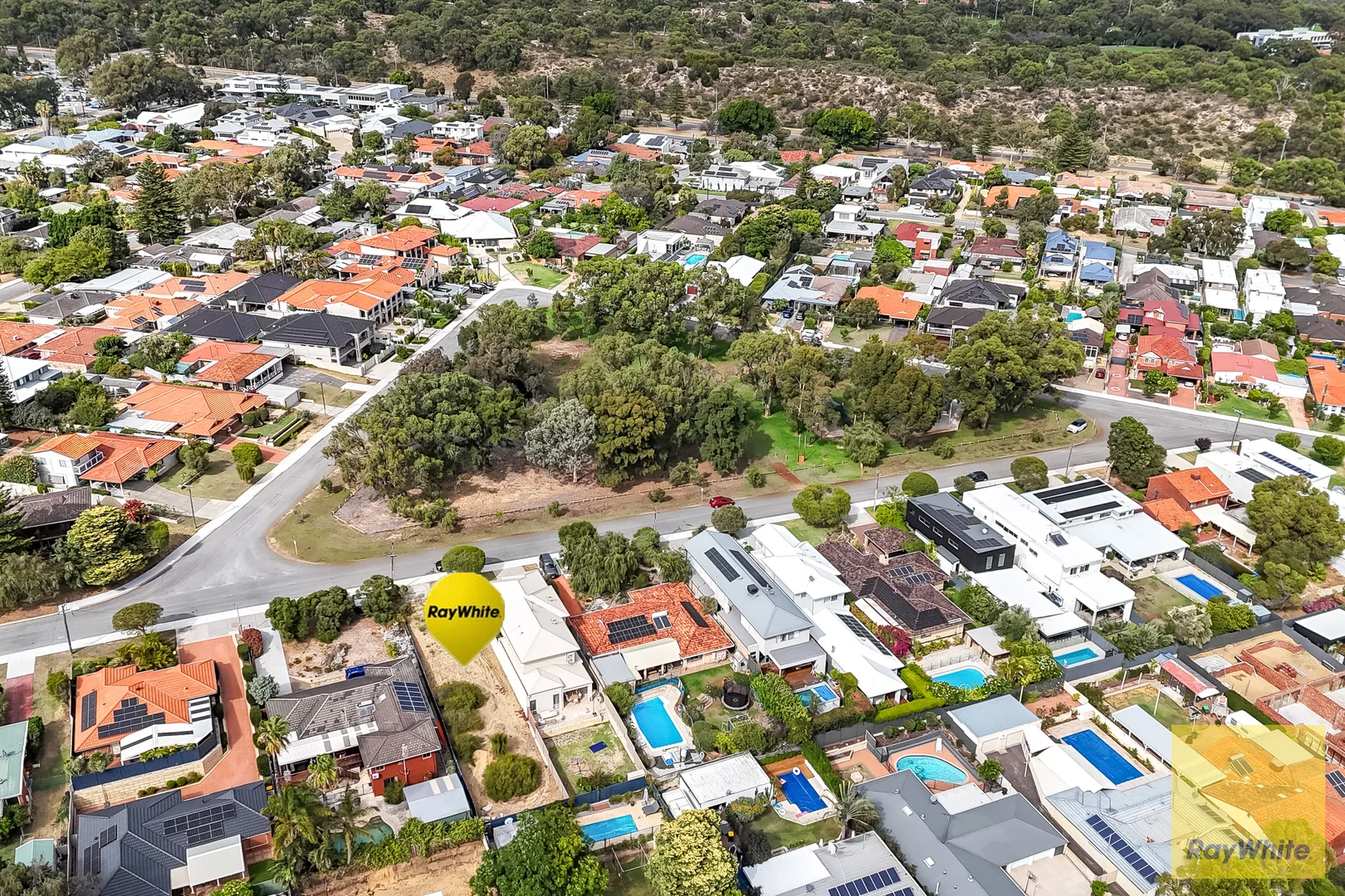 Additional image 2 of 17B Draycott Street, Karrinyup WA 6018