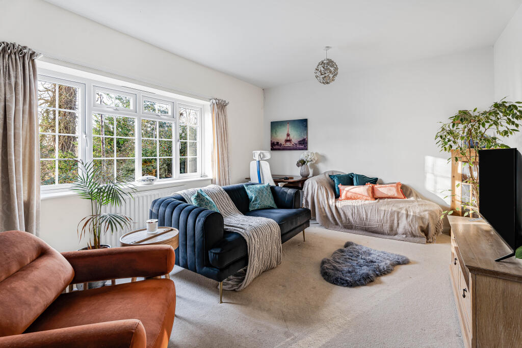 Additional image 23 of Hertford Road, Digswell, Welwyn, AL6