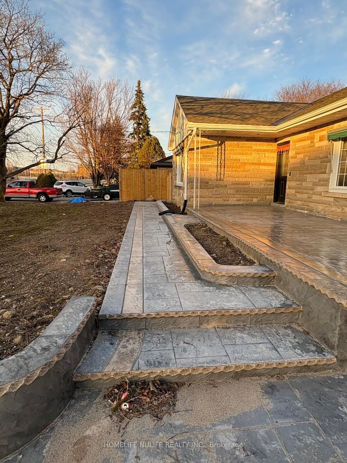 Additional image 2 of Basement-188 Parkside Drive, Hamilton, ON, L8B 0Y8