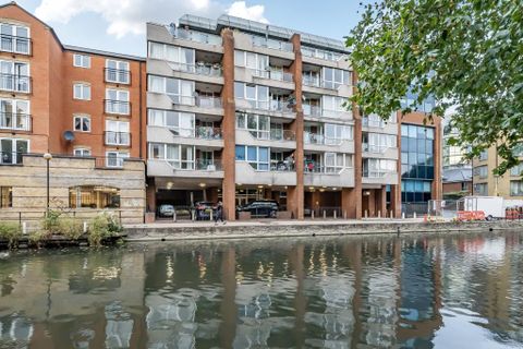 Riverside Development, Central Reading, Berkshire RG1