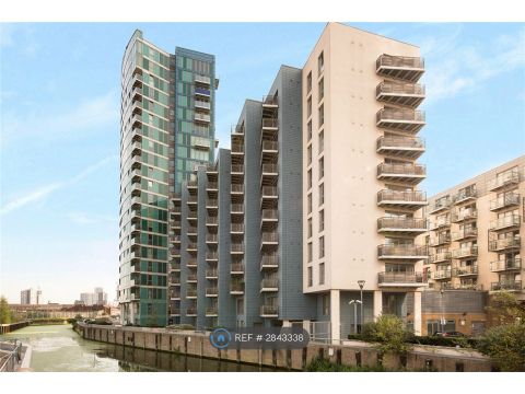 George Hudson Tower, London E15