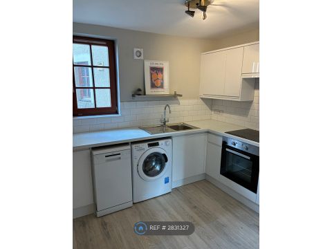 East Cromwell St, Edinburgh EH6