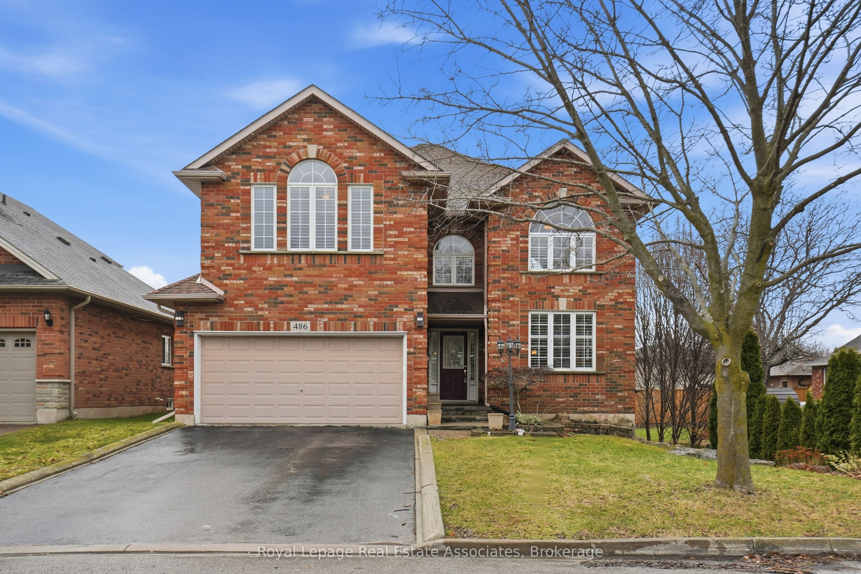486 Delaney Court, Burlington, ON, L7L 5T7