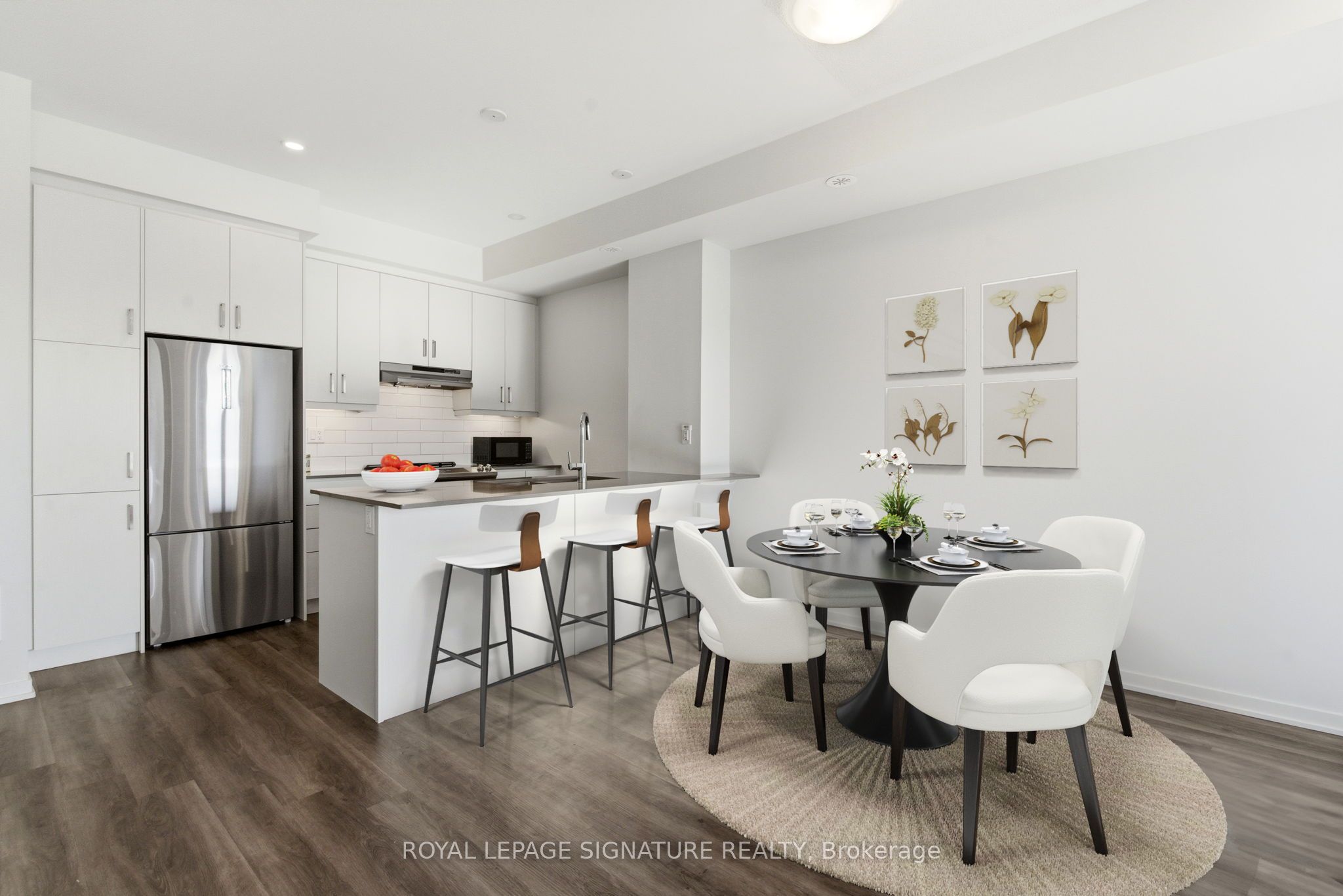 275-150 Honeycrisp Crescent, Vaughan, ON, L4K 0N7 photo 4