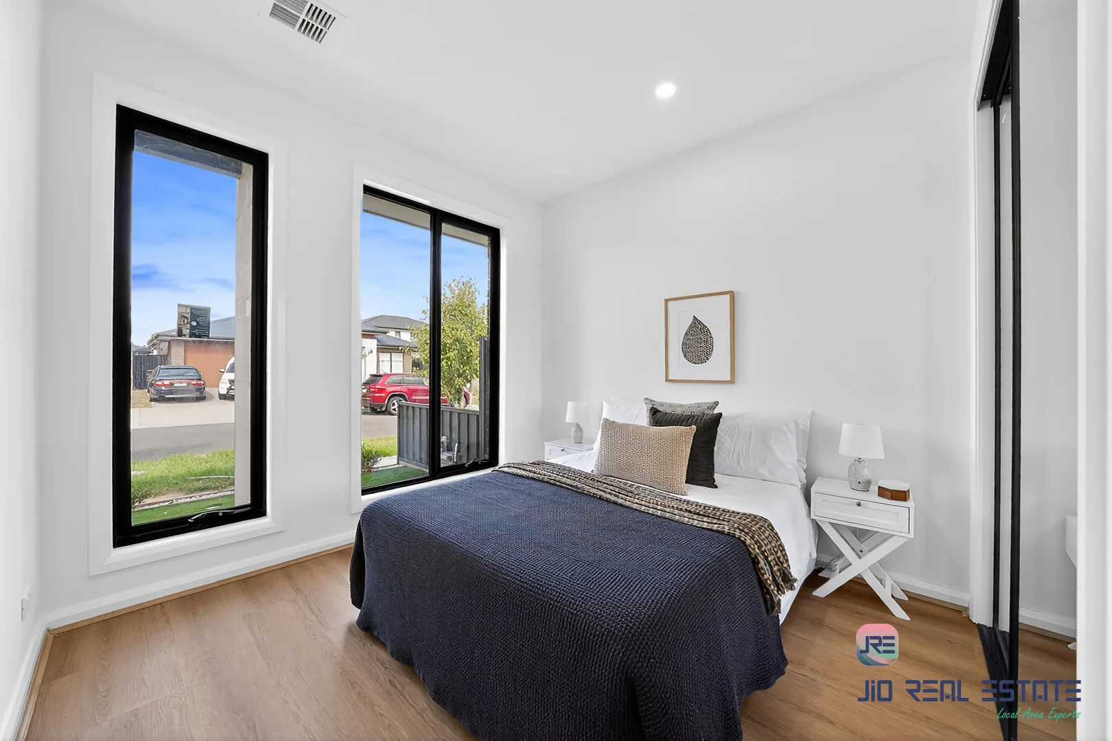 Additional image 3 of 18 Castlecrag Way, Strathtulloh VIC 3338