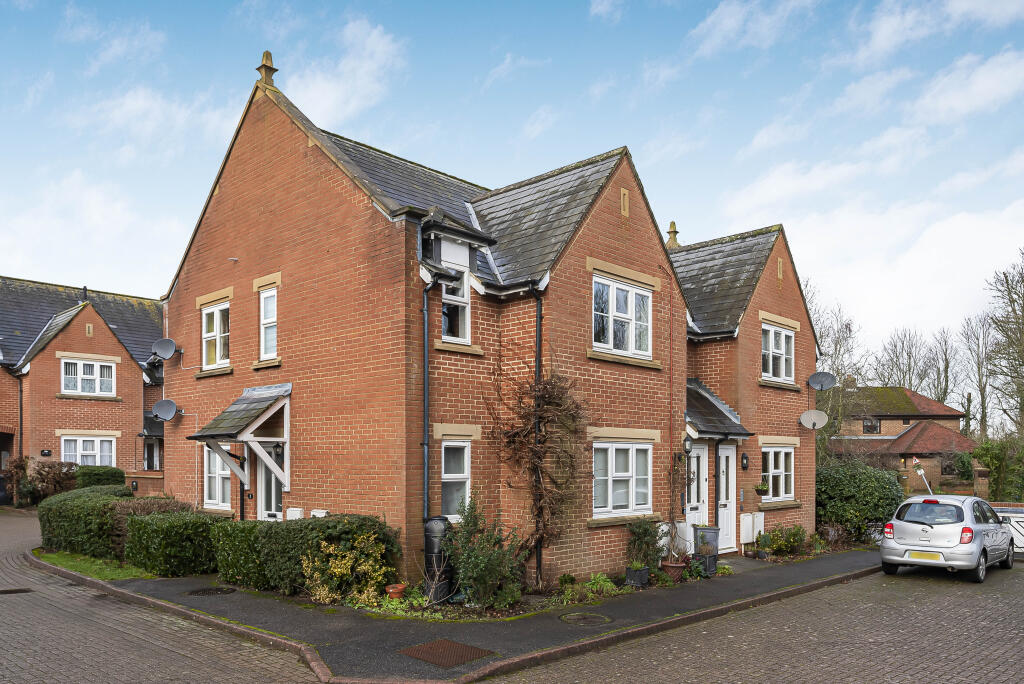 St Marys Court, Welwyn, AL6