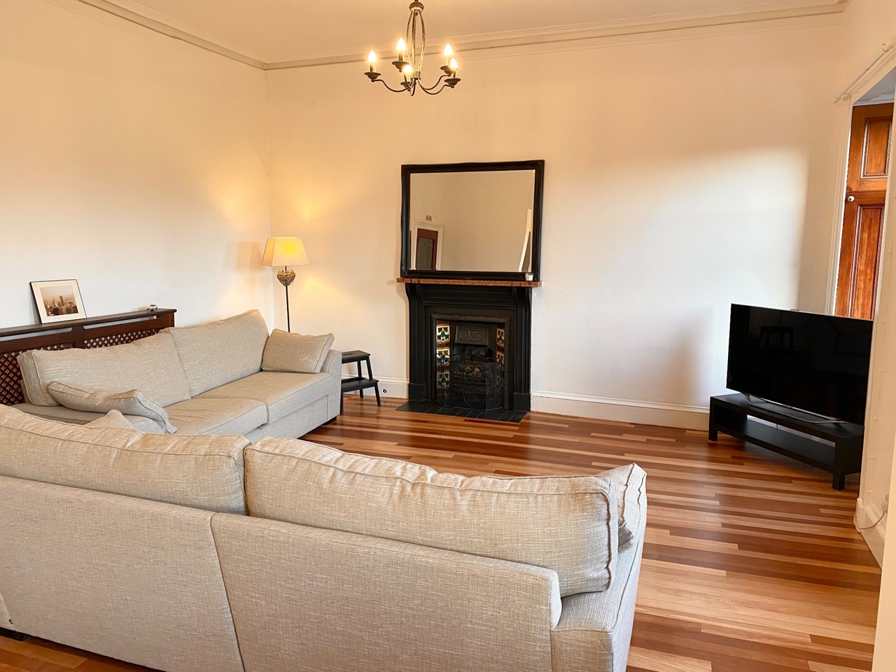 Additional image 4 of 3 Bed Flat, Victoria Crescent Road, G12, N1 7GU