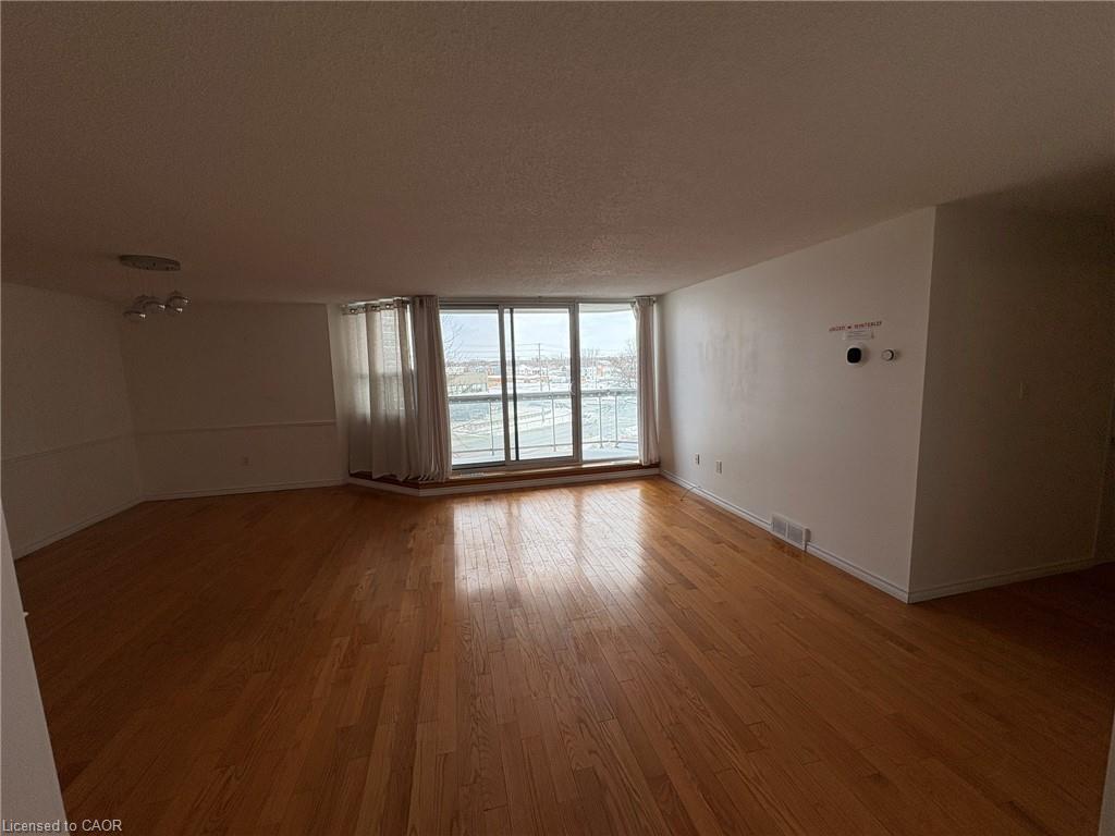 Additional image 4 of 404-363 Colborne Street, London, ON, N6B 3N3