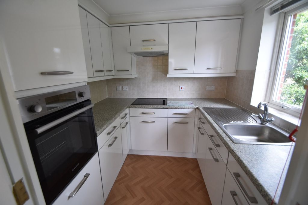Additional image 2 of 1 bed flat for saleSpringwell, Havant, Hampshire PO9