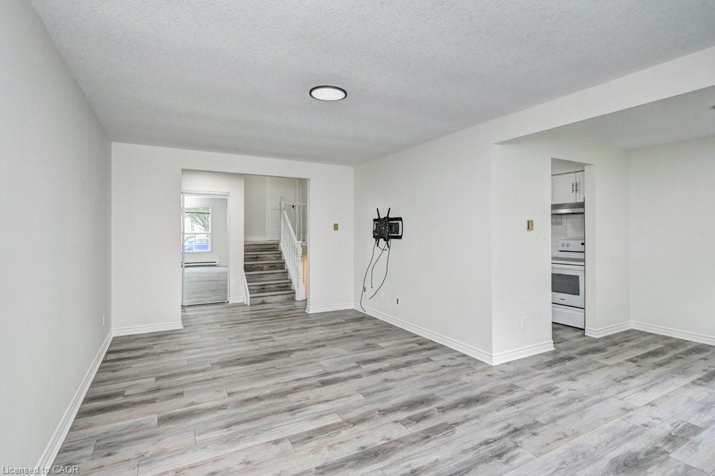 Additional image 4 of 370 Cornerbrook Place, Waterloo, ON, N2V 1M3