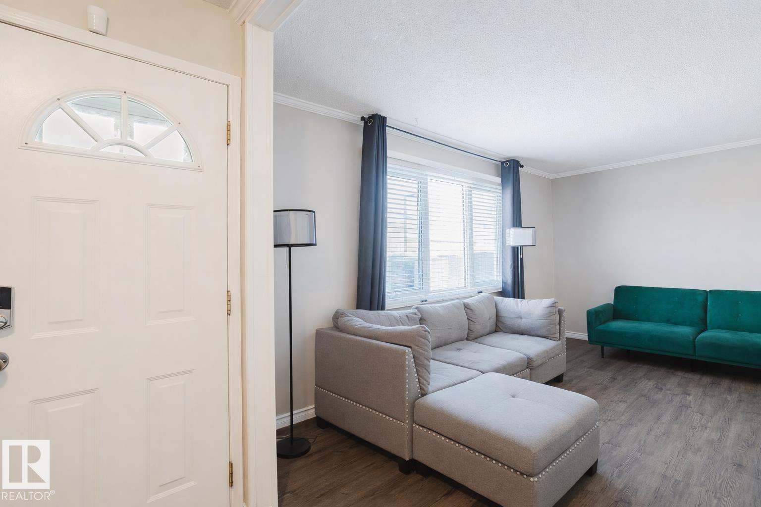 Additional image 4 of 8-14110 80 Street NW, Edmonton, AB, T5C1L6