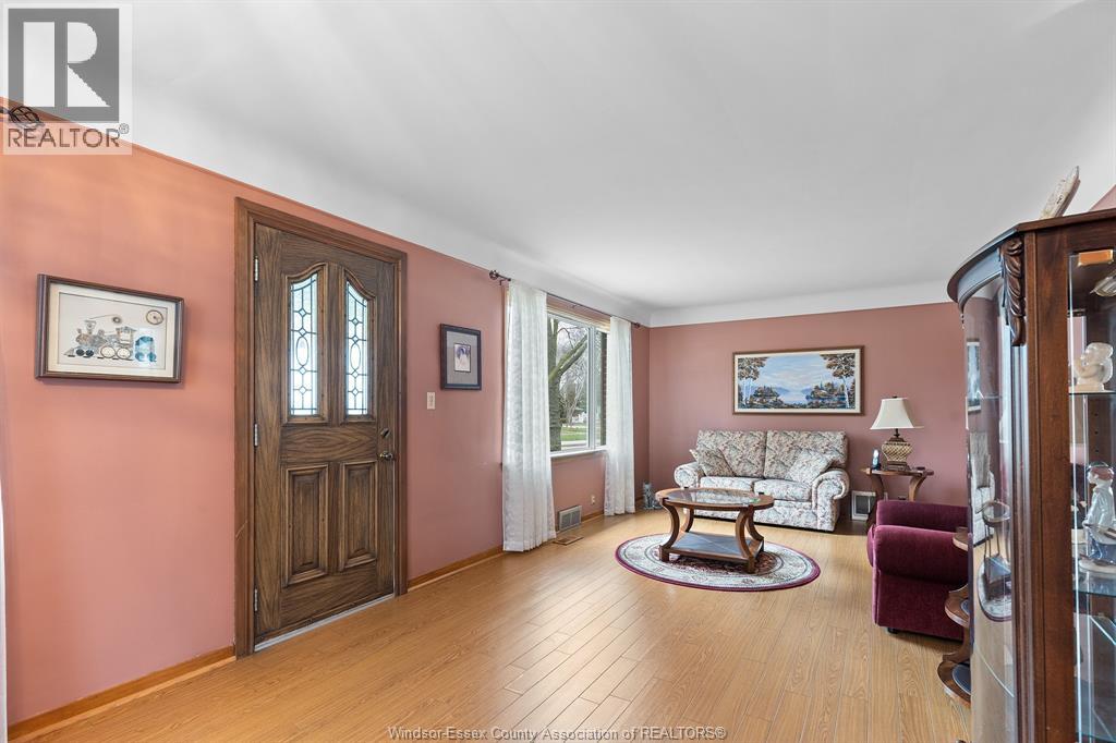 Additional image 4 of 1231 Roselawn Drive, Windsor, ON, N9E1L7