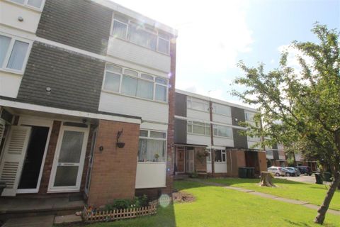 Darnford Close, Wyken, Coventry CV2