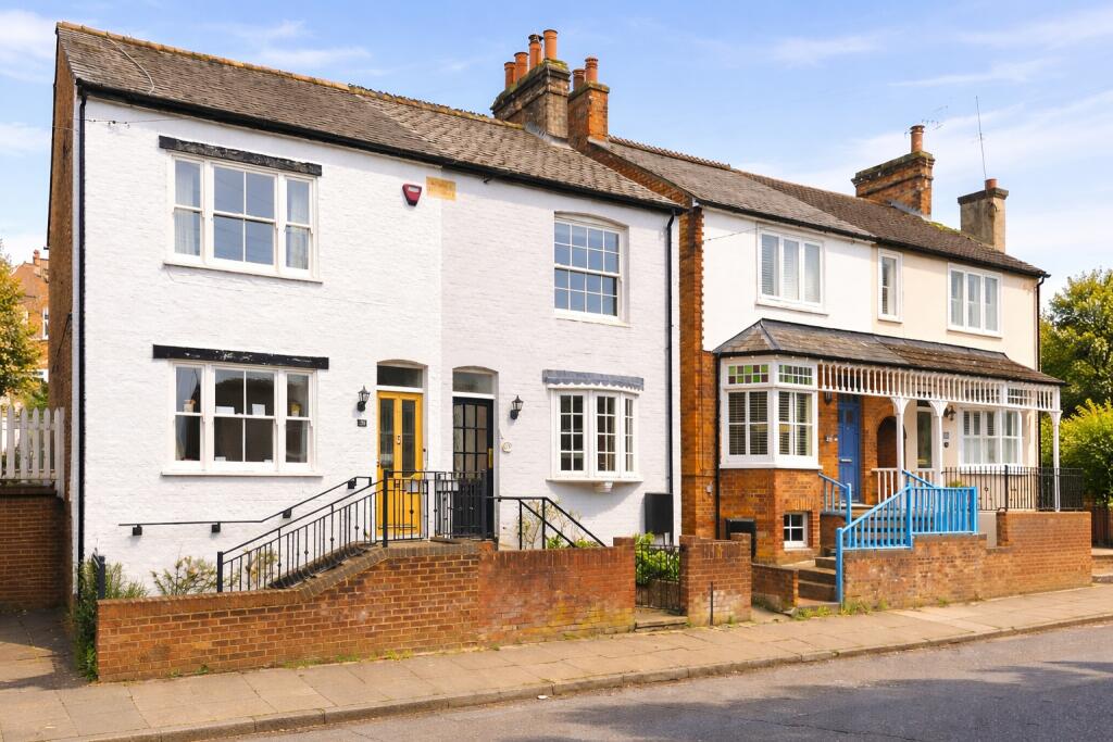 Cannon Street, St. Albans, Hertfordshire, AL3