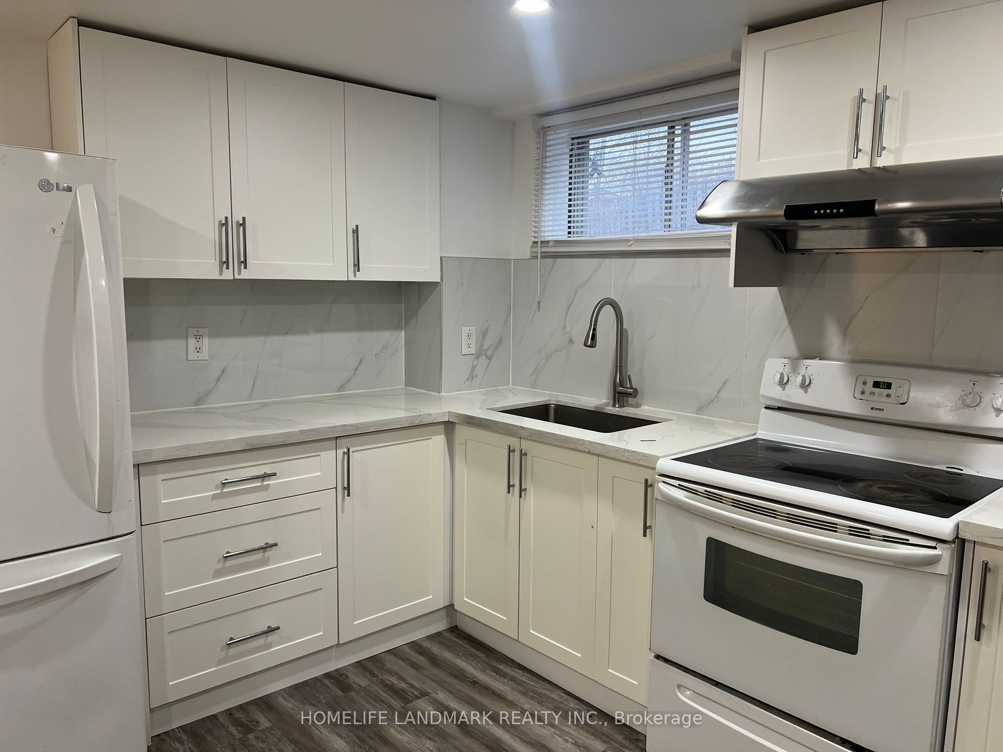 Additional image 3 of Ground Floor-25 Navaho Drive, Toronto, ON, M2H 2X2