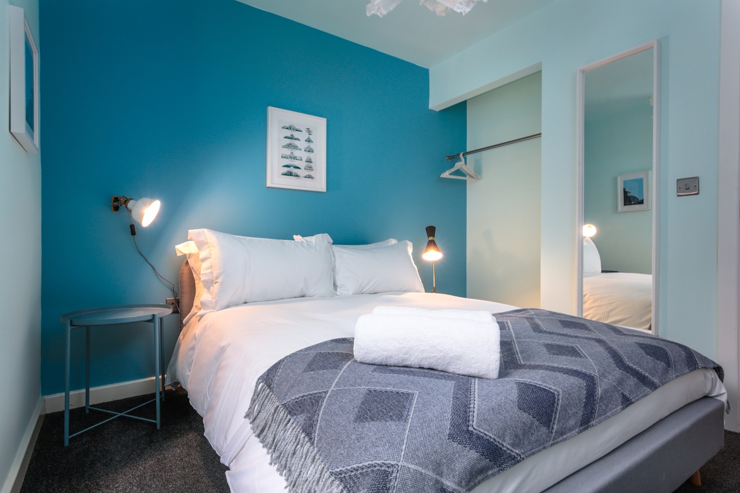 2 Bed Flat, Vauxhall Road, L5, N1 7GU photo 3