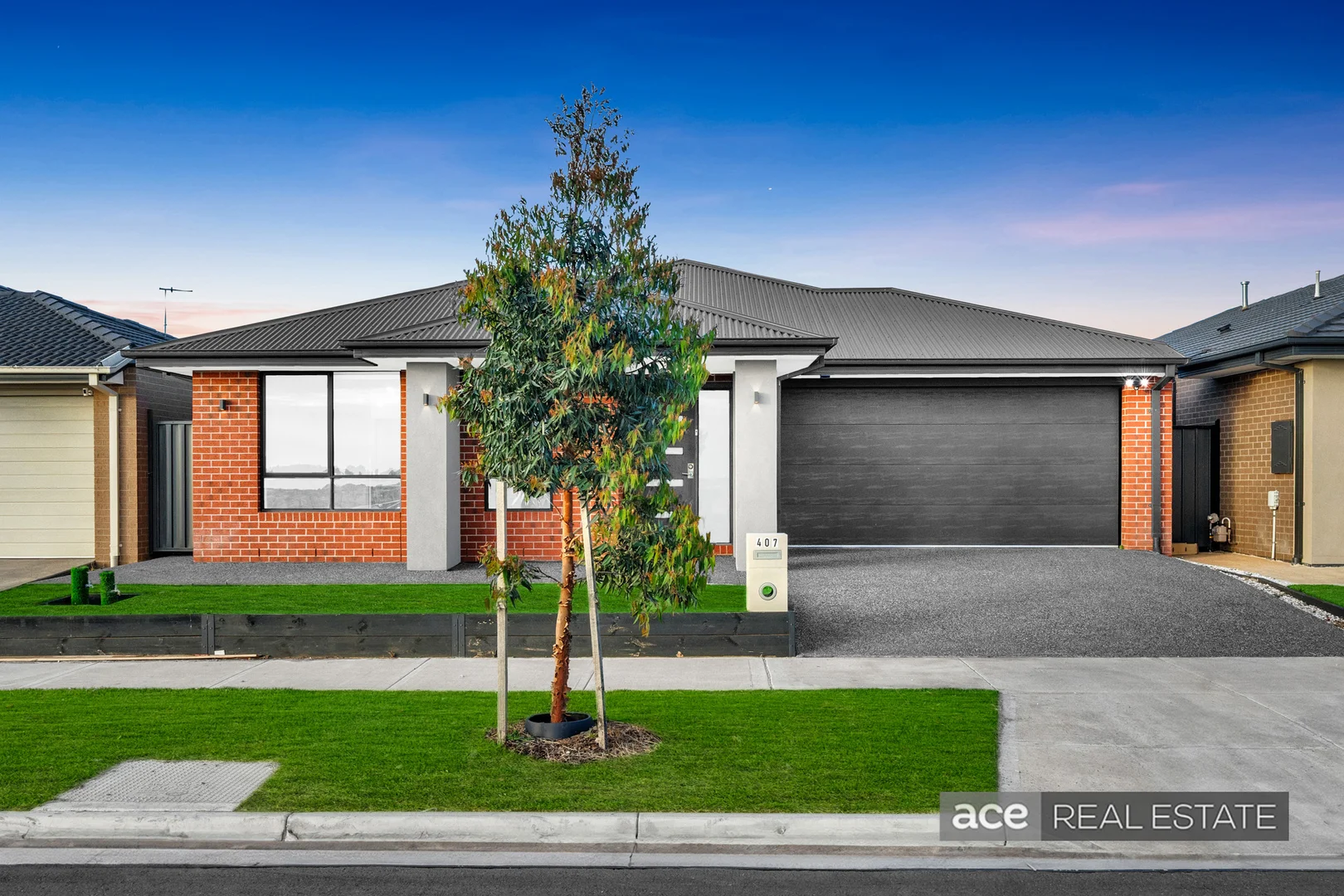 407 Maracana Avenue, Manor Lakes VIC 3024 photo 2