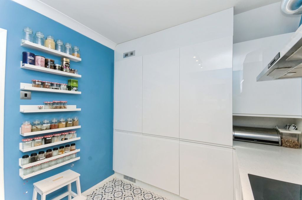 Additional image 17 of 3 bed end terrace house for saleChurchill Close, Eastbourne BN20