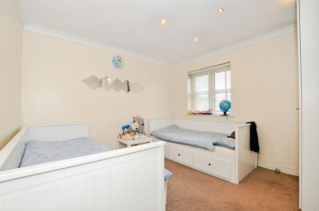Additional image 13 of 3 bed terraced house for saleBarley Brow, Watford WD25