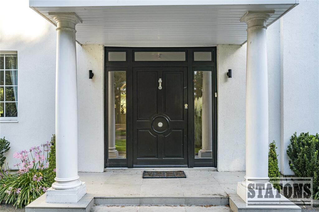Additional image 7 of Dixons Hill Close, Brookmans Park, Hatfield, Hertfordshire, AL9