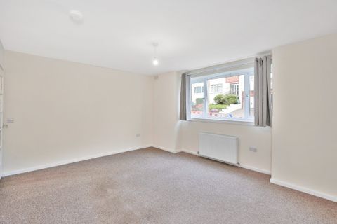 Caiystane Gardens, Edinburgh EH10