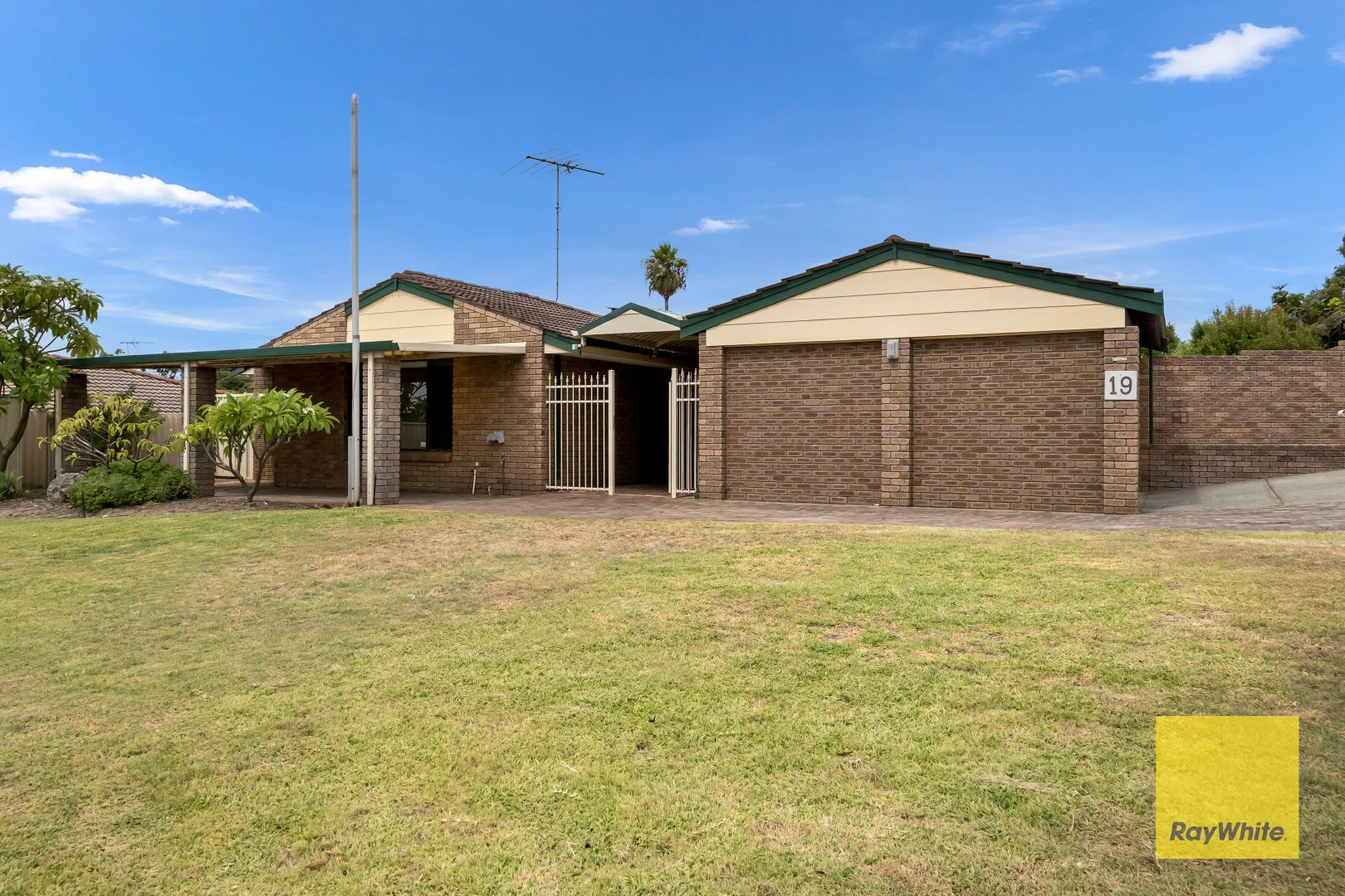 Additional image 2 of 19 Traverse Road, Mullaloo WA 6027