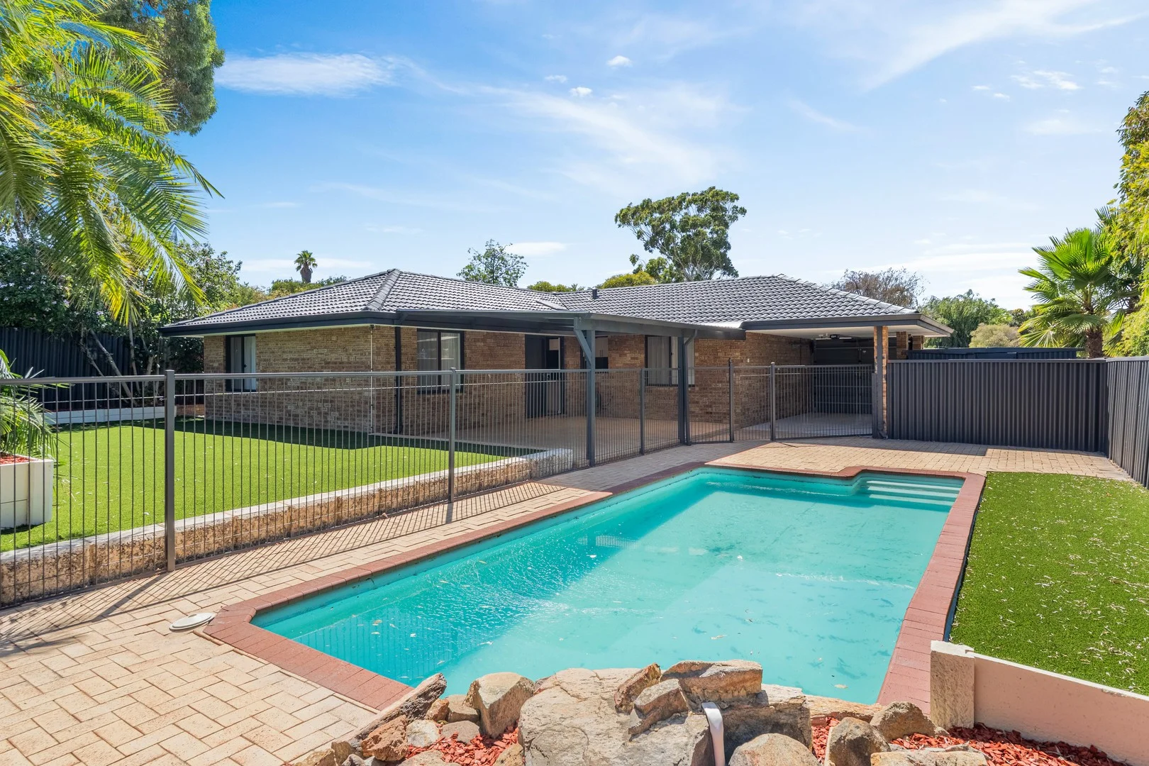 1 Bayou Court, Heathridge WA 6027