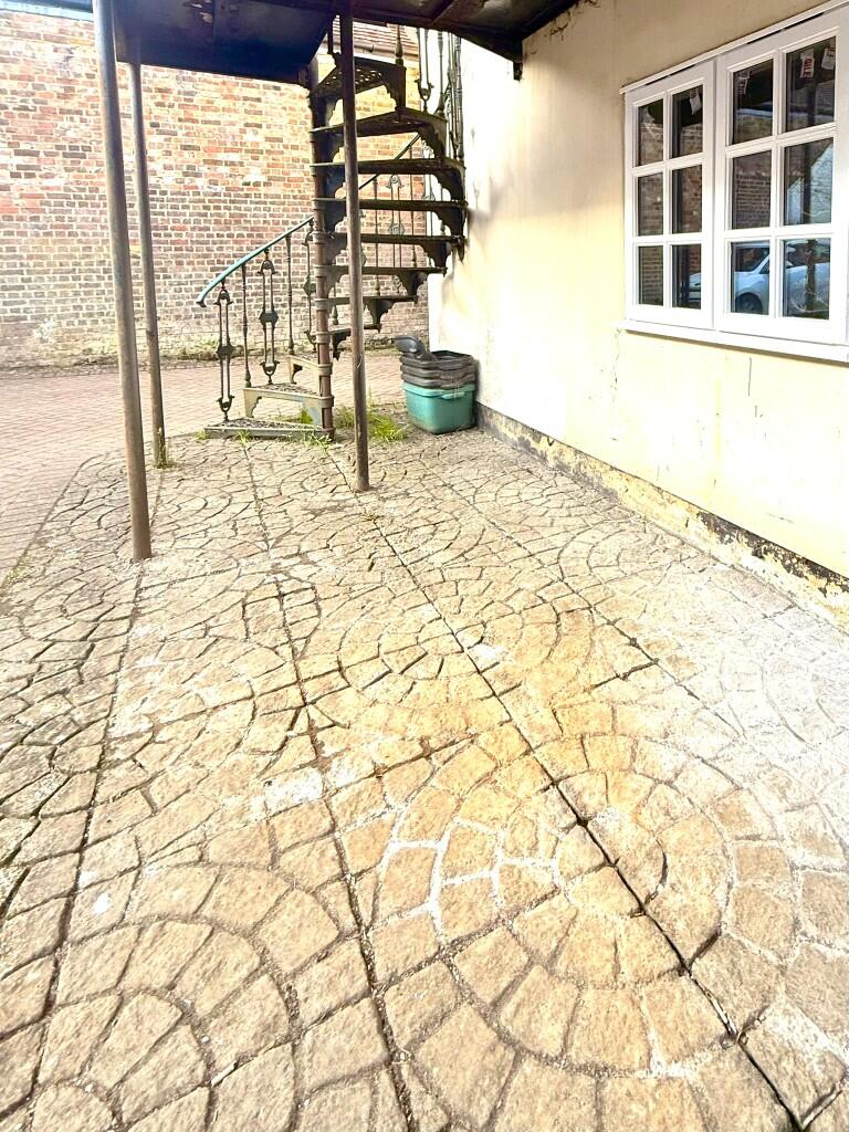 Additional image 12 of High Street, AL3