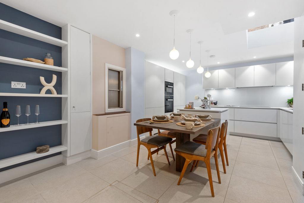 Additional image 5 of 4 bed terraced house for saleGlebe Place, London SW3