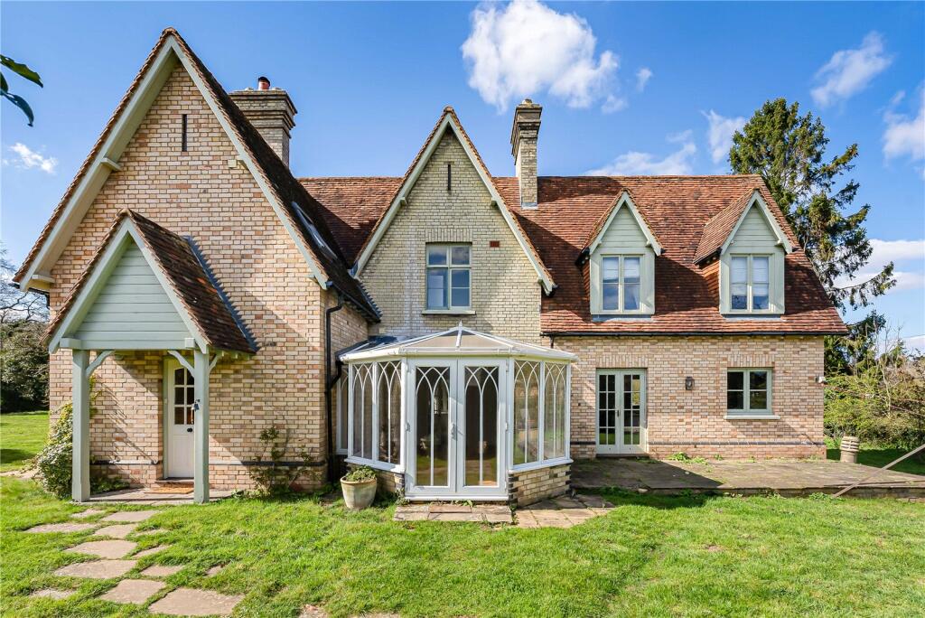 Lemsford Village, Welwyn Garden City, AL8