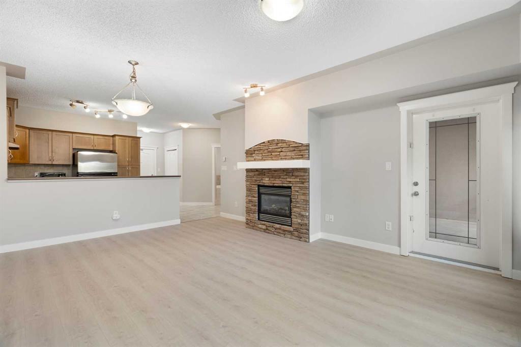 Additional image 5 of 101-20 Discovery Ridge Close SW, Calgary, AB, T3H 5X3