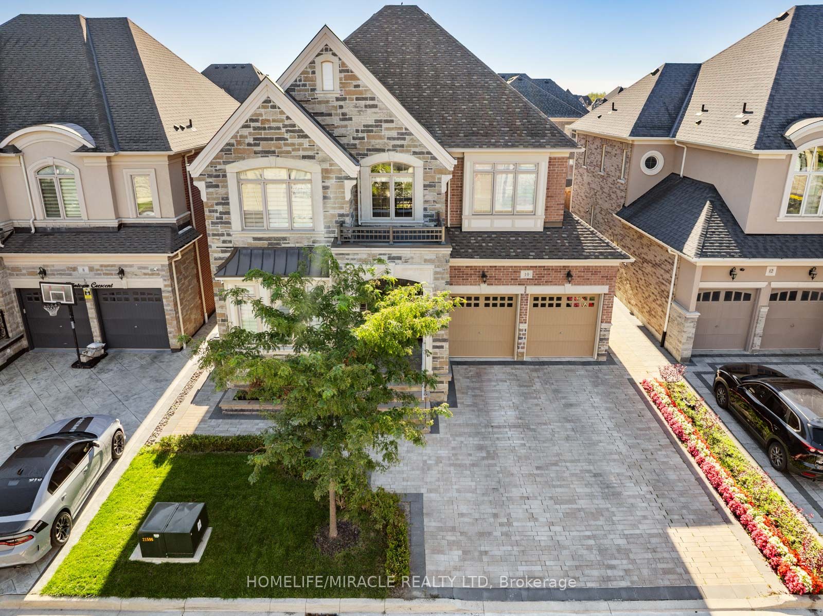 Additional image 2 of 10 Erintown Crescent, Brampton, ON, L6P 4H2