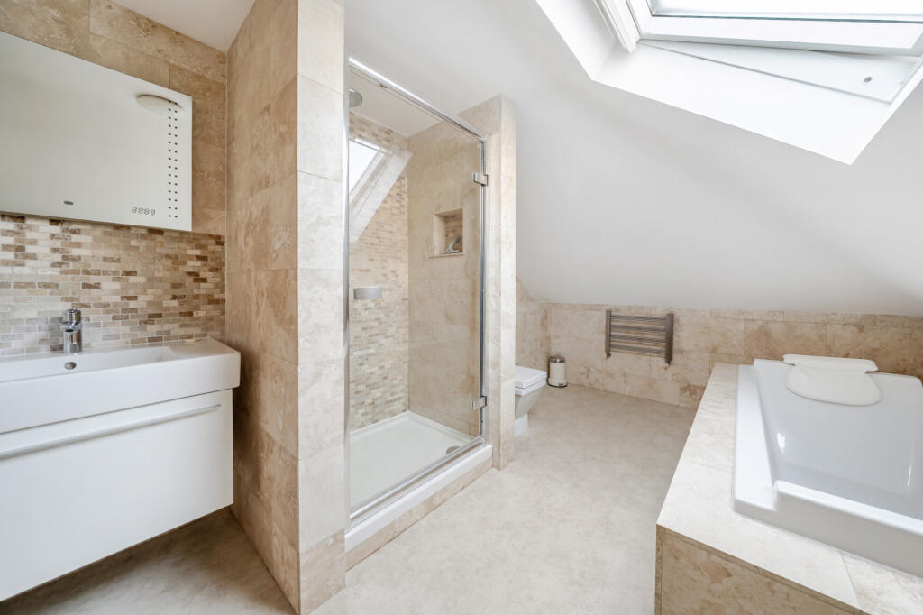 Additional image 7 of Pipers Avenue, Harpenden, AL5