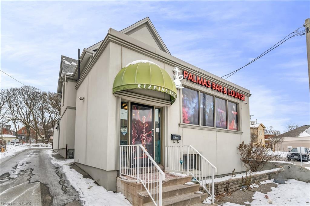 612 King Street E, Kitchener, ON, N2G 2M1