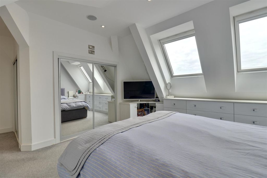 Additional image 16 of 2 bed flat for saleSt. Helens Parade, Southsea PO4