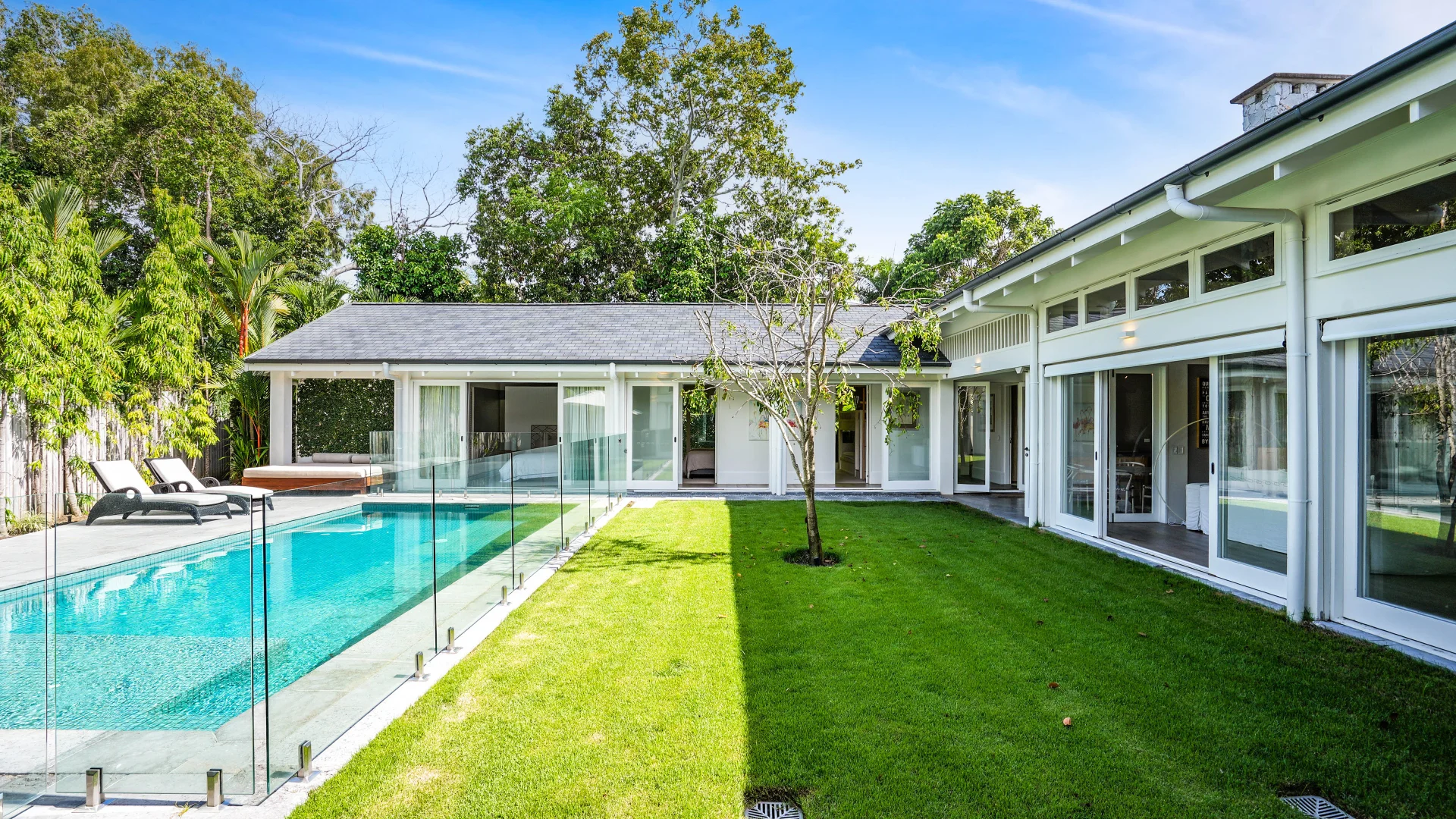 Additional image 23 of 45 Beachfront Mirage Drive, Port Douglas QLD 4877
