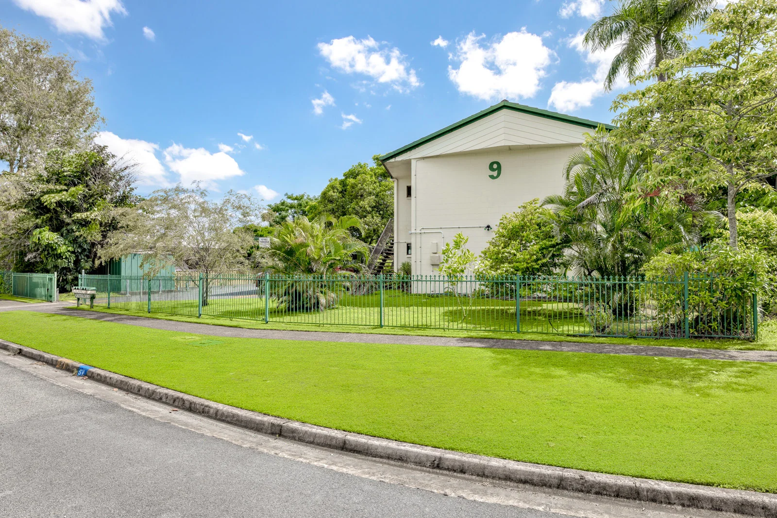 Additional image 11 of 6/9 Vivian Close, Westcourt QLD 4870