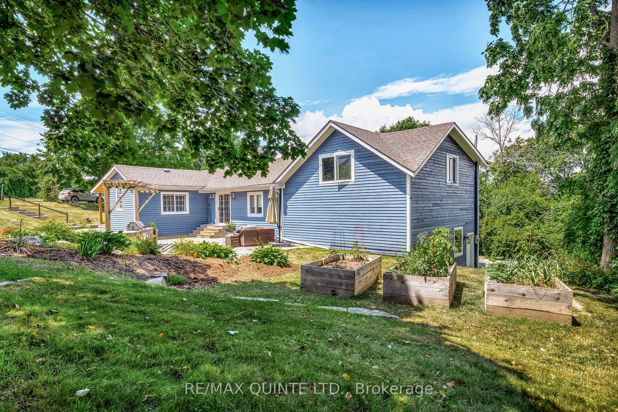 14 Eastern Avenue, Prince Edward County, ON, K8N 4Z1
